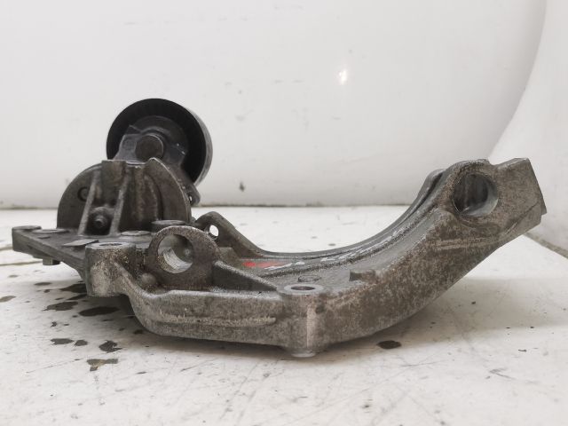 bontott PEUGEOT 407 Klímakompresszor Tartó Bak