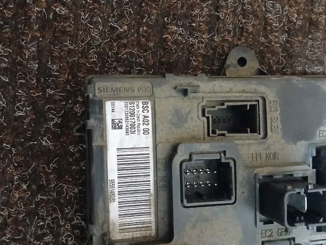 bontott PEUGEOT 407 Komfort Elektronika