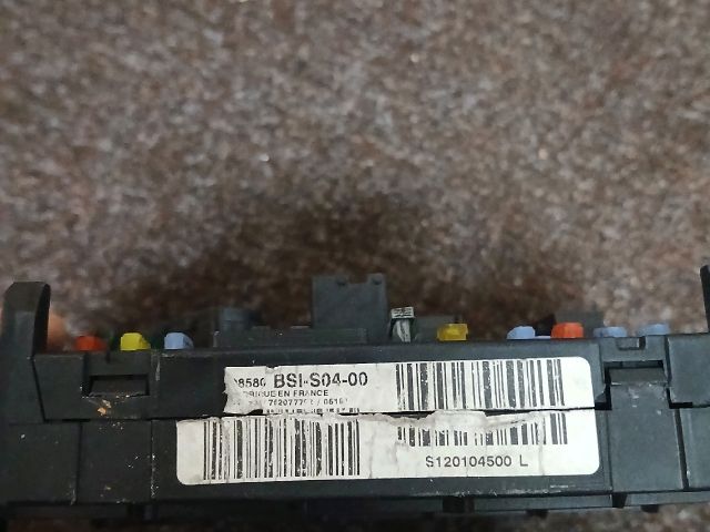 bontott PEUGEOT 407 Komfort Elektronika