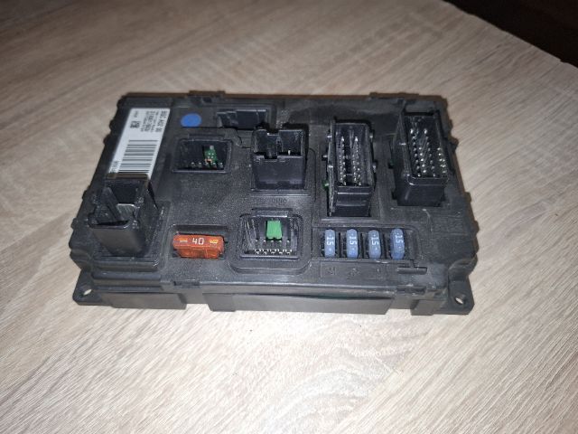 bontott PEUGEOT 407 Komfort Elektronika