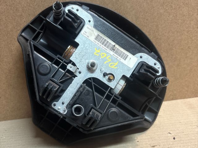 bontott PEUGEOT 407 Kormánylégzsák