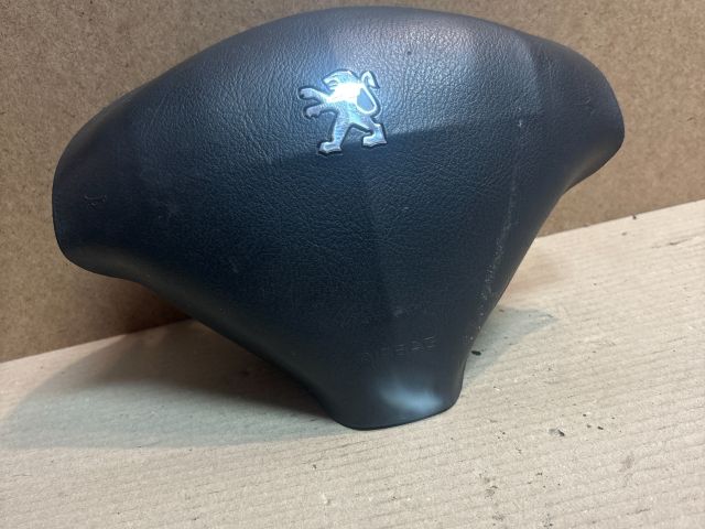 bontott PEUGEOT 407 Kormánylégzsák