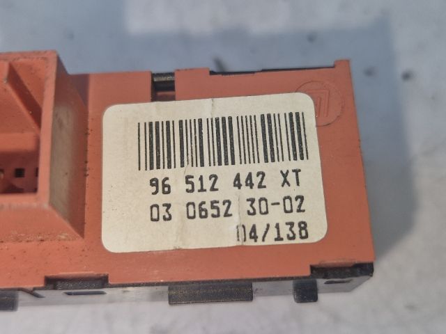 bontott PEUGEOT 407 Menetstabilizátor Kapcsoló