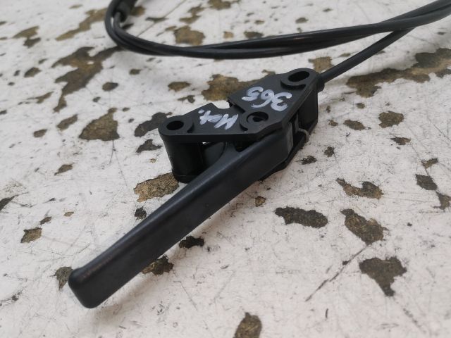 bontott PEUGEOT 407 Motorháztető Nyitó Bowden