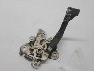 bontott PEUGEOT 407 Motorháztető Nyitó Kar / Gomb