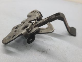 bontott PEUGEOT 407 Motorháztető Nyitó Kar / Gomb