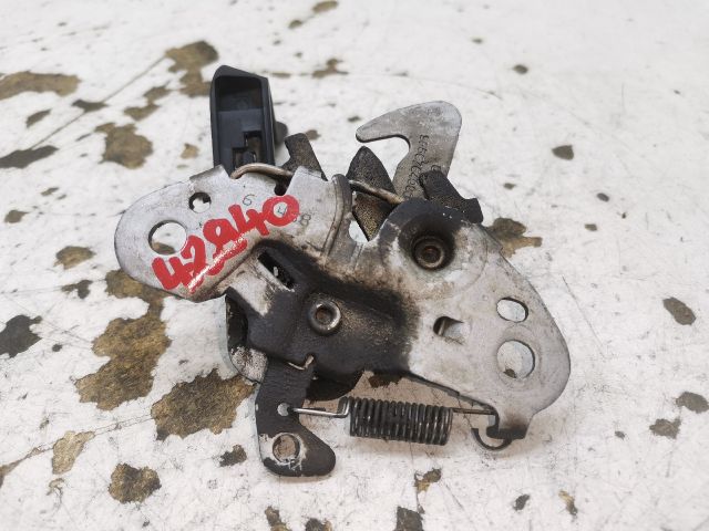 bontott PEUGEOT 407 Motorháztető Zárszerkezet