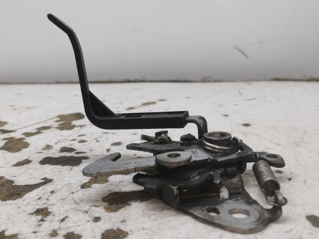 bontott PEUGEOT 407 Motorháztető Zárszerkezet