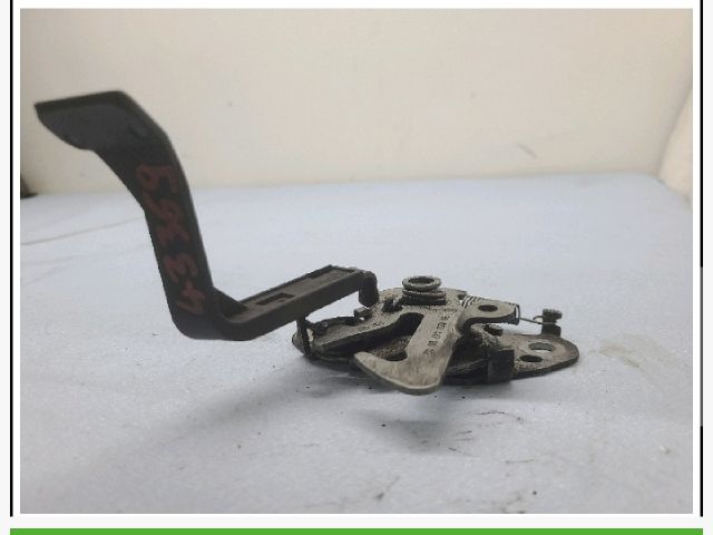 bontott PEUGEOT 407 Motorháztető Zárszerkezet