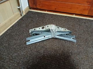 bontott PEUGEOT 407 Motorháztető Zsanér Pár