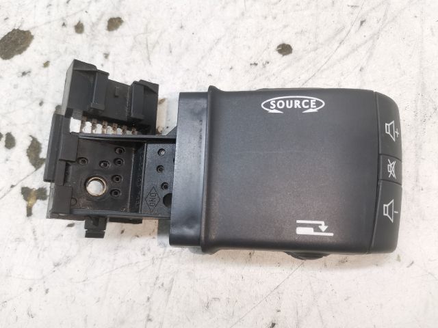 bontott PEUGEOT 407 Multimédia Vezérlő