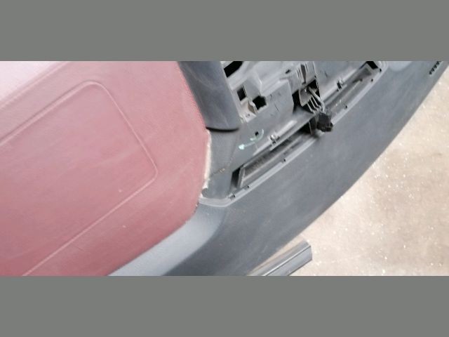 bontott PEUGEOT 407 Műszerfal Héj