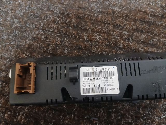 bontott PEUGEOT 407 Óra (Időmérő)