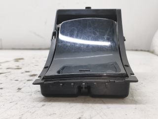 bontott PEUGEOT 407 Pohártartó