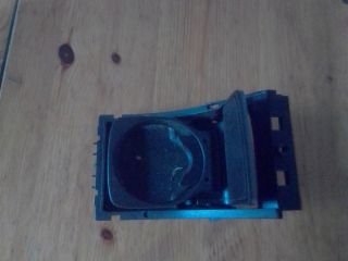 bontott PEUGEOT 407 Pohártartó