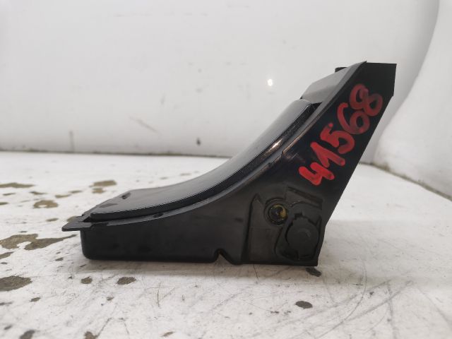 bontott PEUGEOT 407 Pohártartó