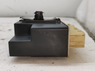 bontott PEUGEOT 407 Relé