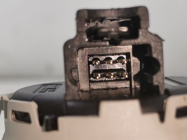 bontott PEUGEOT 407 Tetőablak Kapcsoló