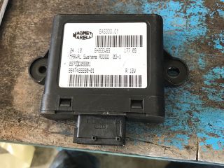 bontott PEUGEOT 407 Üzemanyag Befecskendező Vezérlő