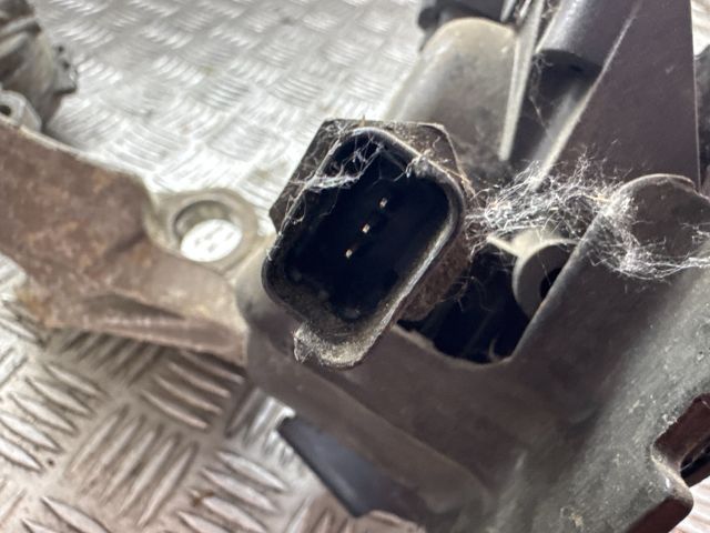 bontott PEUGEOT 407 Üzemanyagszűrő Ház