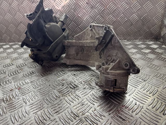 bontott PEUGEOT 407 Üzemanyagszűrő Ház