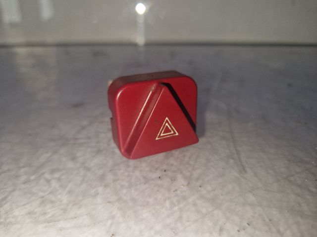 bontott PEUGEOT 407 Vészvillogó Kapcsoló