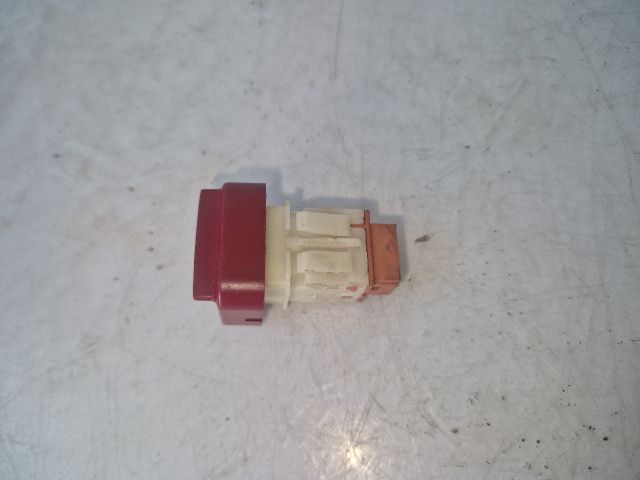 bontott PEUGEOT 407 Vészvillogó Kapcsoló