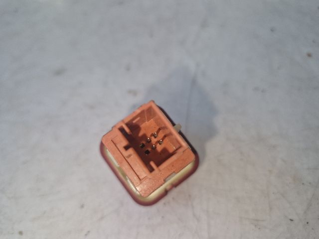 bontott PEUGEOT 407 Vészvillogó Kapcsoló