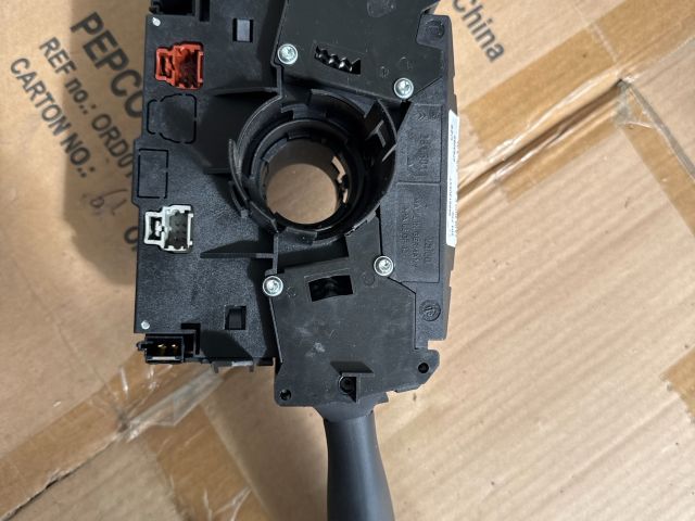 bontott PEUGEOT 407 Világítás Kapcsoló