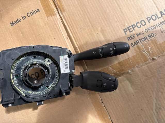 bontott PEUGEOT 407 Világítás Kapcsoló