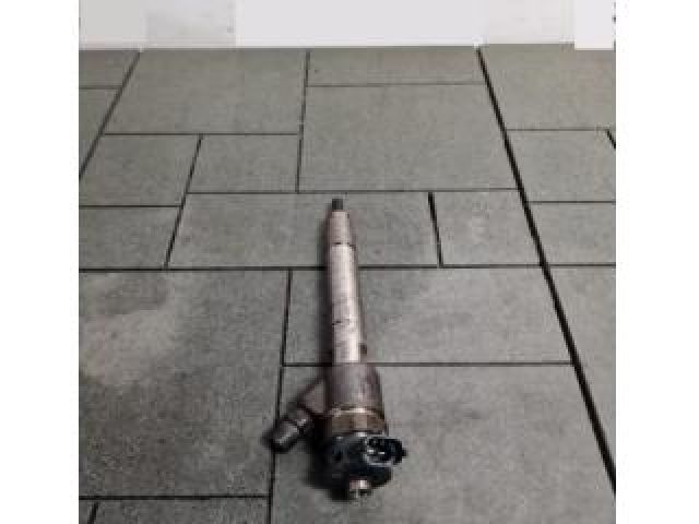 bontott PEUGEOT 5008 Porlasztó (1 db)