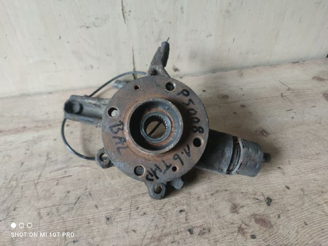 bontott PEUGEOT 5008 Bal első Csonkállvány Kerékaggyal