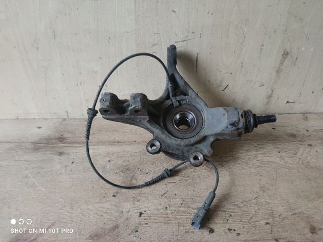 bontott PEUGEOT 5008 Jobb első Csonkállvány Kerékaggyal