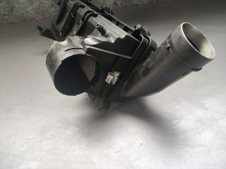 bontott PEUGEOT 5008 Légszűrő Ház