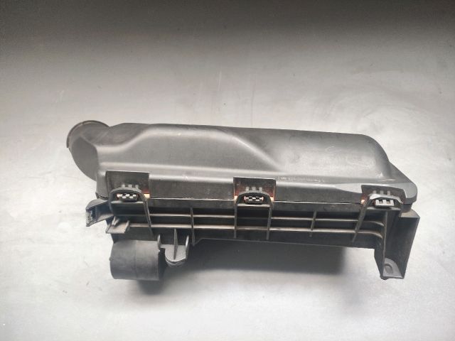 bontott PEUGEOT 5008 Légszűrő Ház