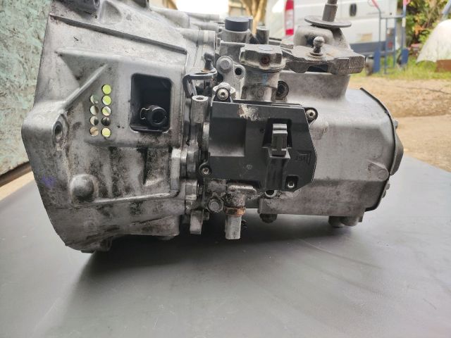 bontott PEUGEOT 5008 Váltó (Mechanikus)