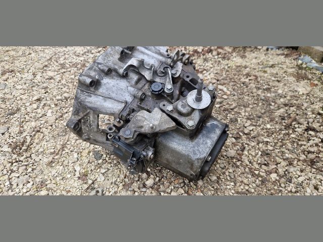 bontott PEUGEOT 5008 Váltó (Mechanikus)