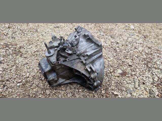 bontott PEUGEOT 5008 Váltó (Mechanikus)