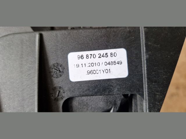 bontott PEUGEOT 5008 Automata Váltókar