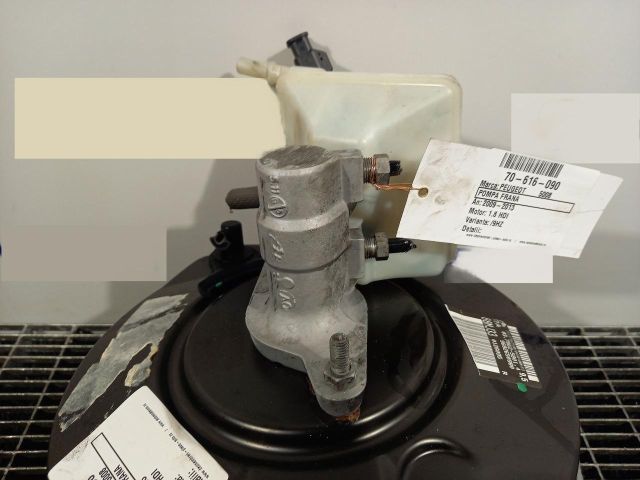 bontott PEUGEOT 5008 Főfékhenger