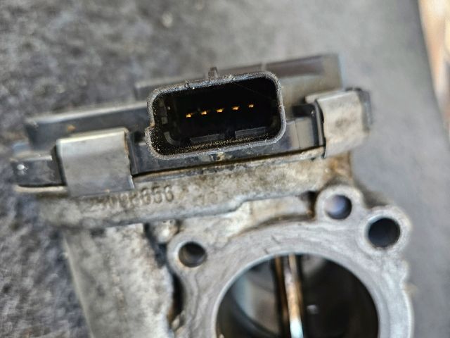 bontott PEUGEOT 5008 Fojtószelep (Elektromos)