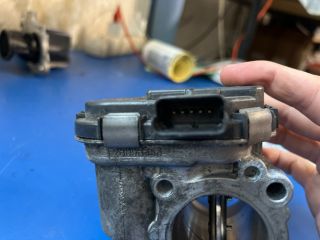 bontott PEUGEOT 5008 Fojtószelep (Elektromos)