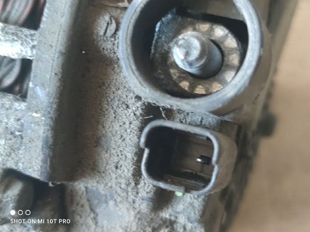 bontott PEUGEOT 5008 Generátor