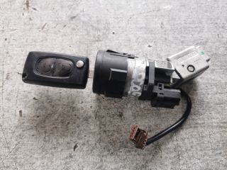 bontott PEUGEOT 5008 Gyújtáskapcsoló Házzal