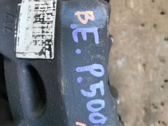 bontott PEUGEOT 5008 Jobb első Féknyereg Munkahengerrel