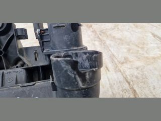 bontott PEUGEOT 5008 Légszűrő Ház