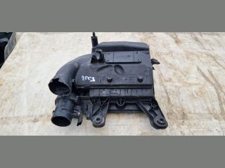 bontott PEUGEOT 5008 Légszűrő Ház