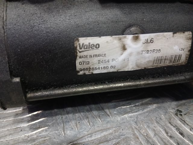 bontott PEUGEOT 5008 Önindító