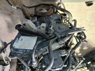 bontott PEUGEOT 5008 Szelepfedél