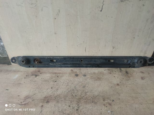bontott PEUGEOT 5008 Alsó Összekötő